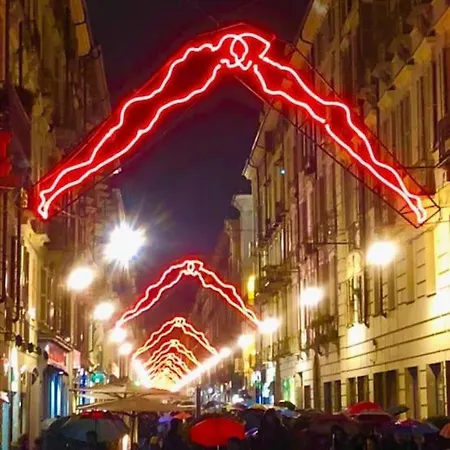 Annuncio Vecchio Centro Storico - Lussuosa E Ampia Mansarda Daire